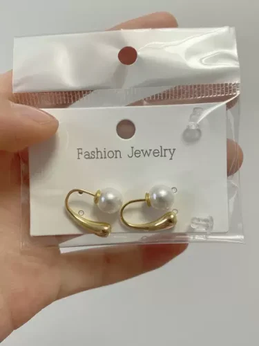 Artificial pearl earrings plated with gold photo review